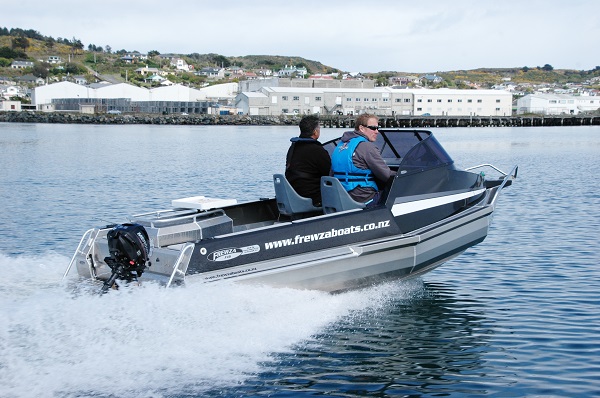 frewza f16 - power boat news