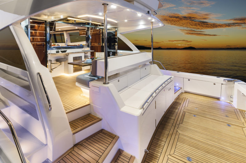 riviera 68 sports motor yacht review