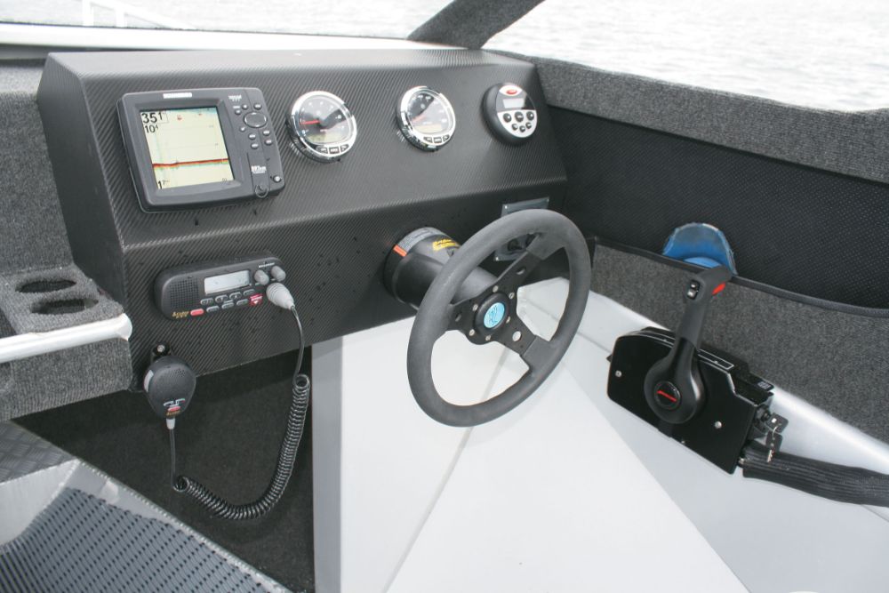 Big Eye 585 Ht Big Eye 585 Ht Review Power Boat Magazine