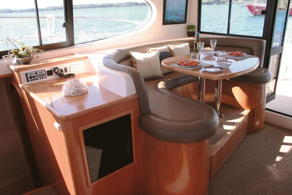 voyager catamarans reviews