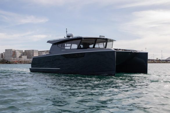 Herley Hybrid 3400 Pre-Launch – Power Boat Magazine