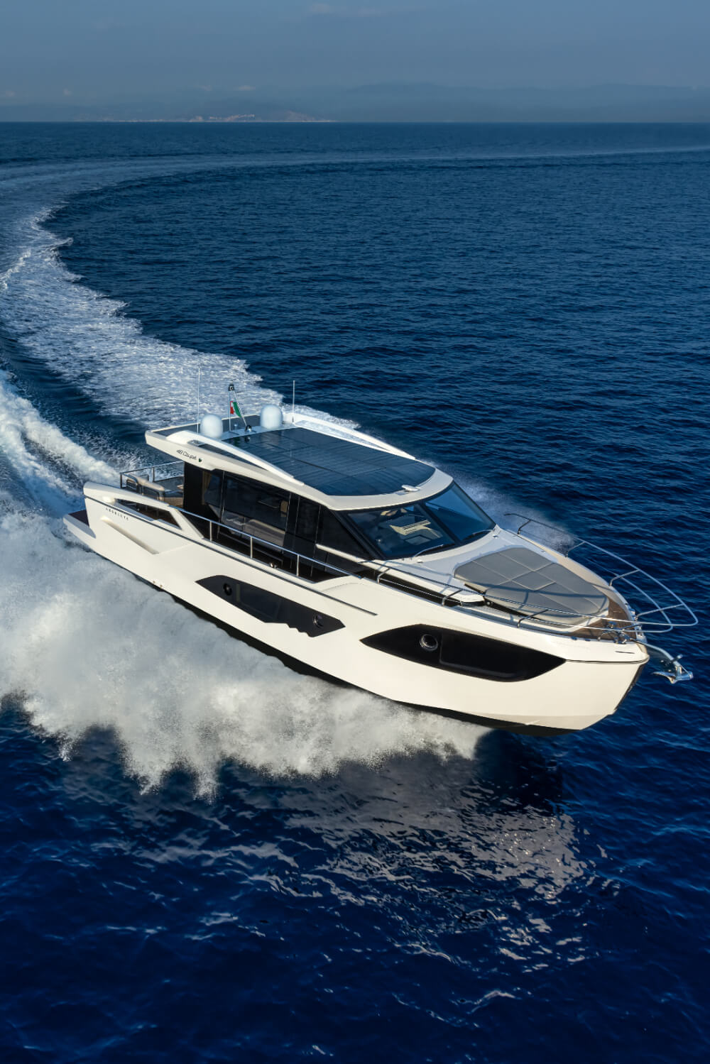 ABSOLUTE 48 COUPE & NAVETTA – Power Boat Magazine