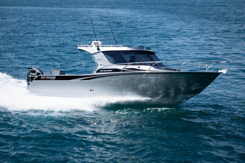 EXTREME 915 WA – Power Boat Magazine