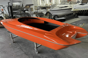 Read more about the article NEW RACE BOAT HULL NOW AVAILABLE FROM HUNTSMAN BOATS