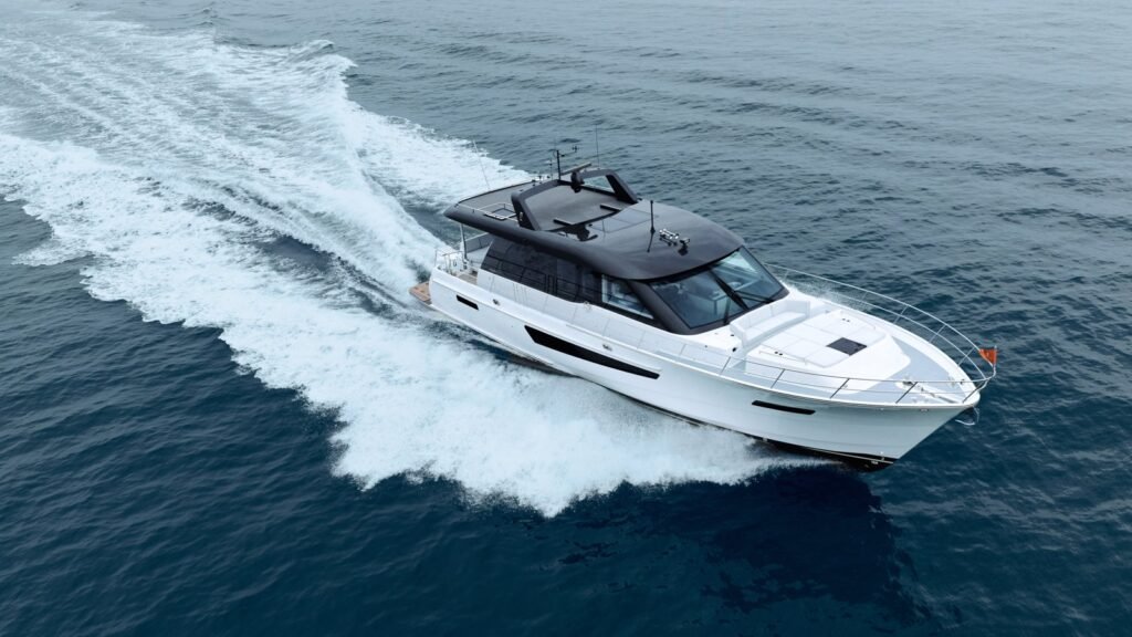 CL Yachts CLB65 SUV