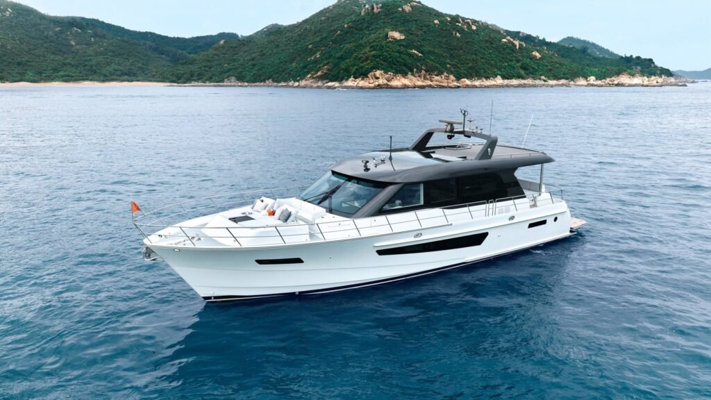 CL Yachts CLB65 SUV