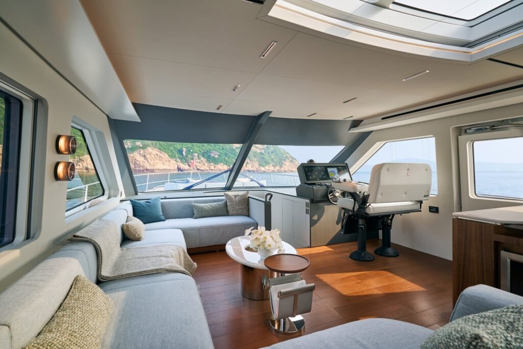 CL Yachts CLB65 SUV