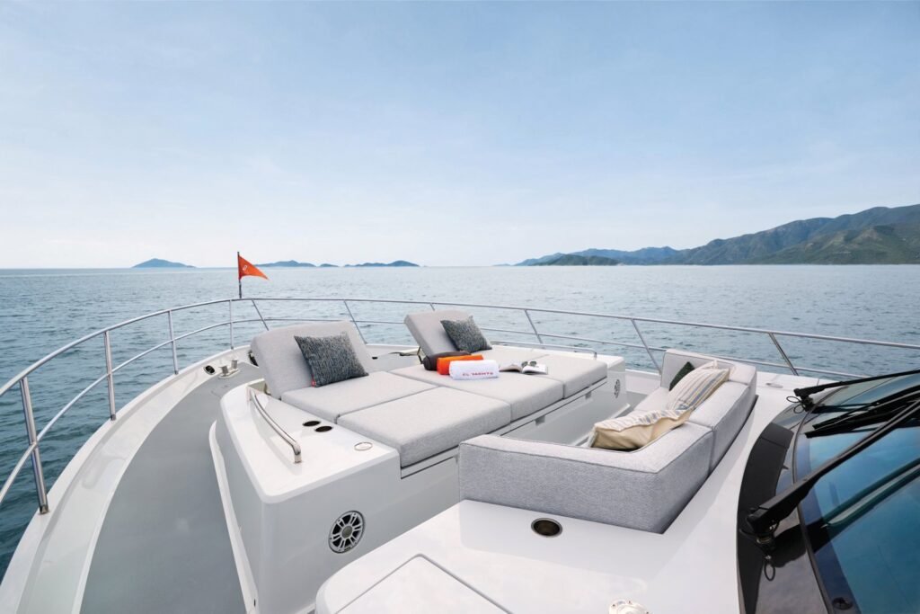 CL Yachts CLB65 SUV